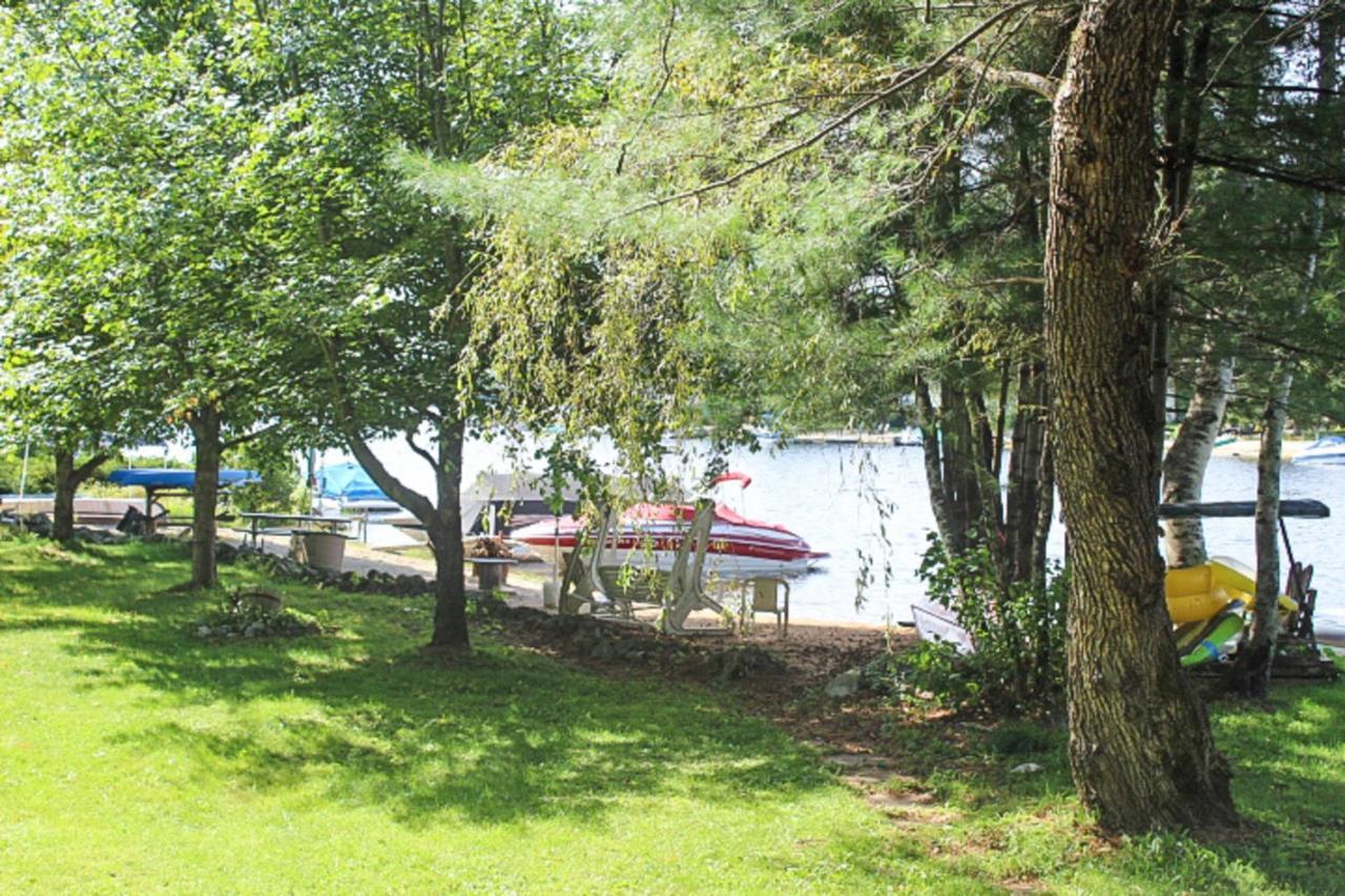 Balmoral Getaway Villa Moultonborough Exterior photo